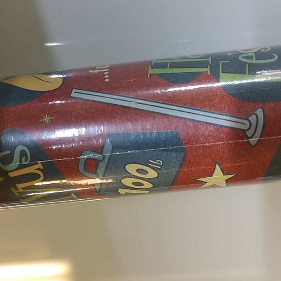 Seinfeld Gift Wrap Festivus Christmas wrapping paper 60sqft - Picture 3 of 9